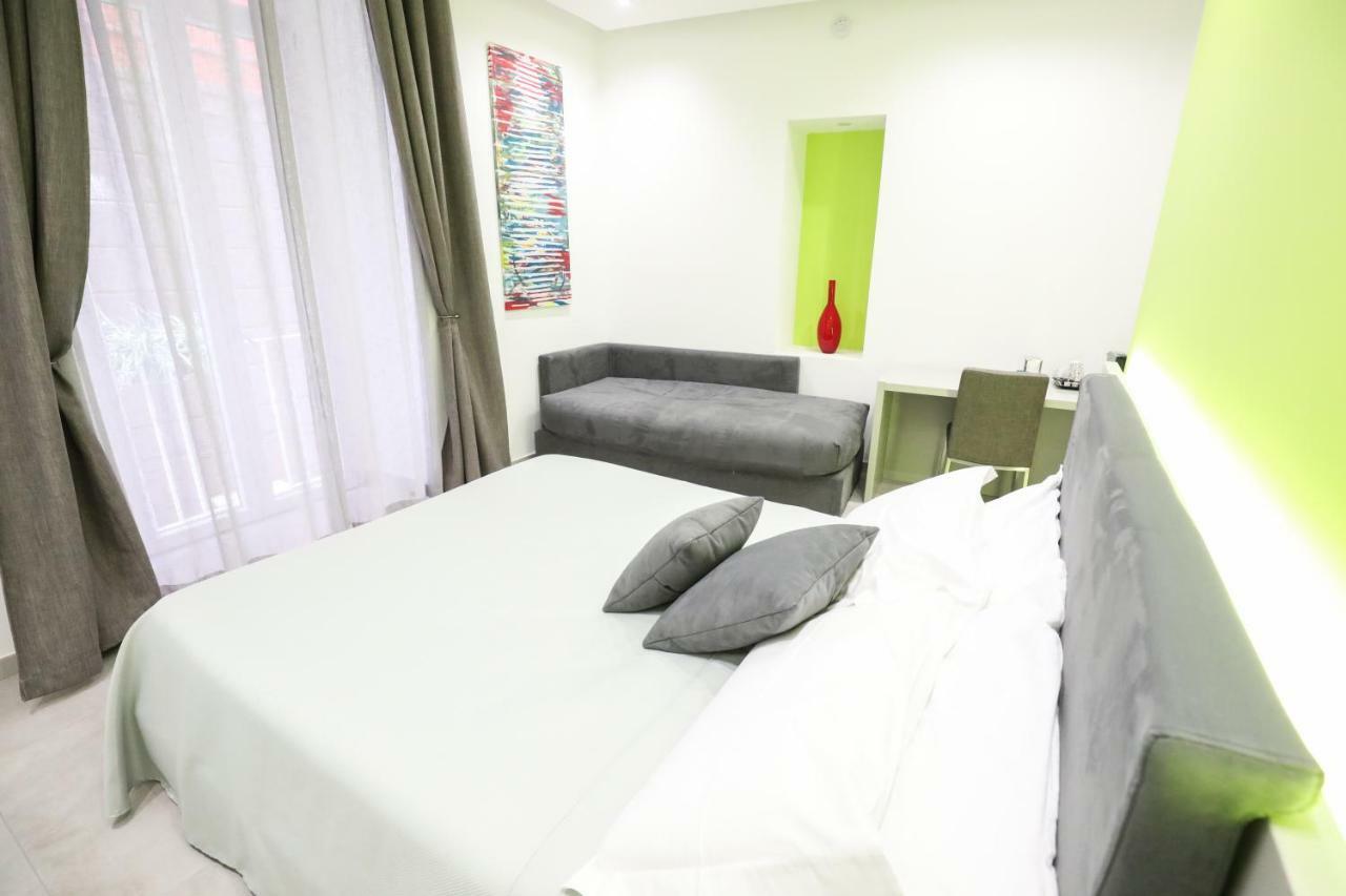 Toledo 16 Luxury Suites نابولي المظهر الخارجي الصورة