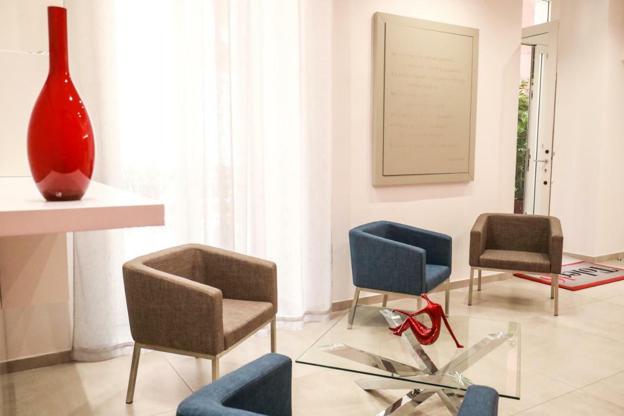 Toledo 16 Luxury Suites نابولي المظهر الخارجي الصورة